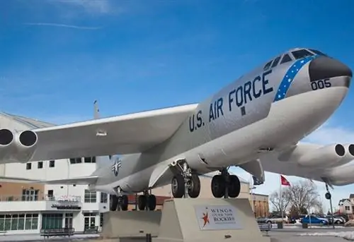 США, Колорадо, Денвер, Крылья над Скалистыми горами, Музей авиации и космонавтики, бомбардировщик B-52