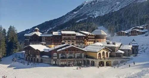 Семь причин кататься на лыжах в Альпах с Club Med