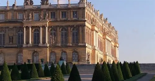 Забронируйте билет без очереди, чтобы исследовать Версаль и его знаменитый Зеркальный зал.
