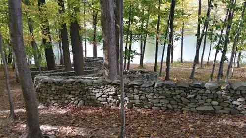 Центр искусств Storm King площадью 500 акров является домом для крупнейшей в стране коллекции современной уличной скульптуры.