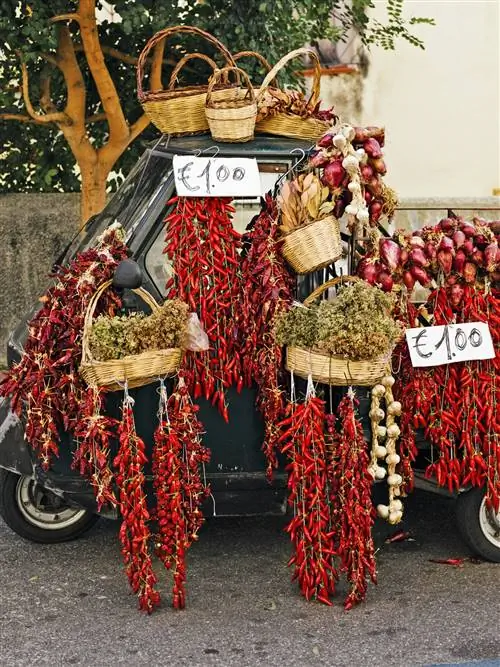 Калабрийский красный перец является важным ингредиентом местной кухни.