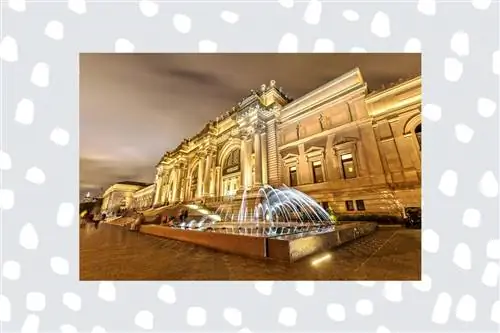 Пешеходная экскурсия Context’s Met Museum After Dark предлагает заглянуть за кулисы достопримечательности Нью-Йорка.