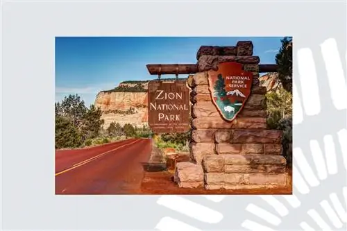 Пропуск в национальные парки дает вам доступ в национальный парк Зайон и многие другие достопримечательности.