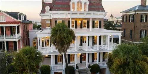 17 отелей в Чарльстоне для настоящего местного отдыха