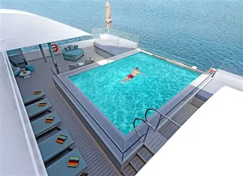 Аква-бассейн на Emerald Azzurra