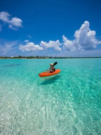 Каякинг по спокойным водам Маленького Каймана