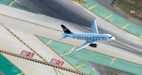 Пограничный самолет взлетает