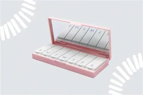 Лекарства - это несложно, чтобы держать прямо, используя таблетницу Port and Polish.