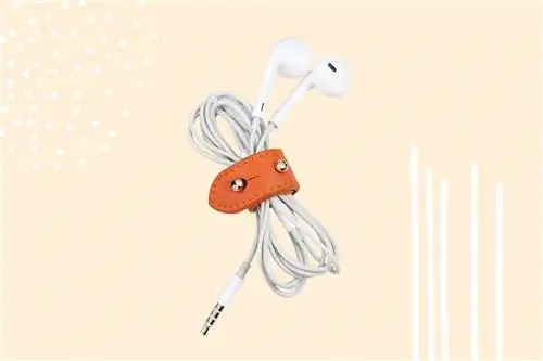 кожаный кабель приборка