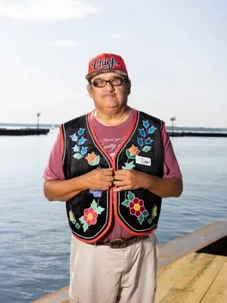 Роберт Баффало, руководитель группы Red Cliff Band озера Верхнее Чиппева