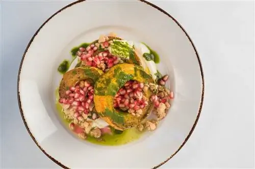 В Mezze в Уильямстауне подают блюда от фермы до стола, вдохновленные греко-марокканским наследием владельца.