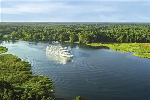 Катящийся по Миссисипи: недавно спущенный на воду лайнер American Cruise Lines