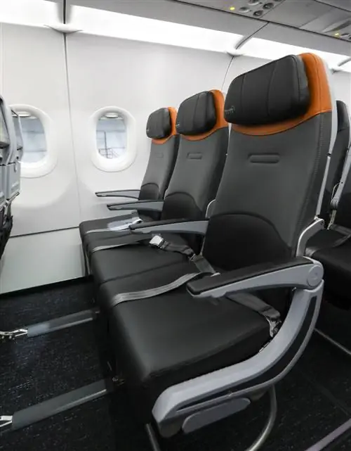 Сиденья нового поколения A320 тоньше, чем их предшественники.