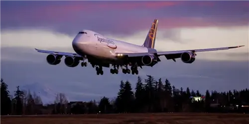 Boeing доставил последний реактивный самолет 747 Jumbo Jet
