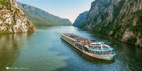 Исследуйте великолепный Дунай в увлекательном путешествии для представителей разных поколений