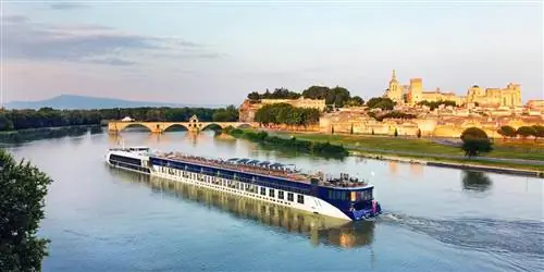 Насладитесь изысканными вкусами, красками, культурой и многим другим Прованса