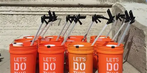 Радости уборки пляжа в отпуске