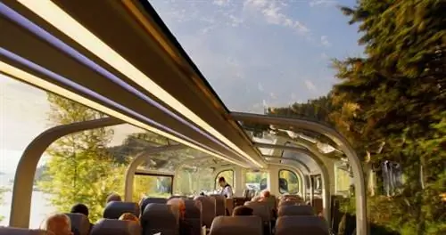 Самые живописные летние поездки на поезде в мире