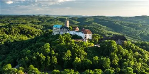 Откройте для себя увлекательное наследие, потрясающие пейзажи и многое другое в Германии Лютера