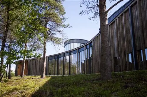 Центр саамской культуры «Сайос» расположен в Инари, одном из основных направлений для путешественников в финской Лапландии.