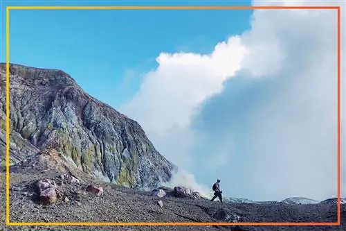 Чтобы по-настоящему изучить как Северный, так и Южный острова, вы должны выделить на каждый из них не менее двух недель.