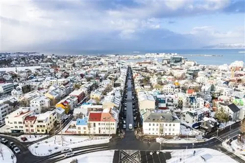 Компактный Рейкьявик легко исследовать пешком.