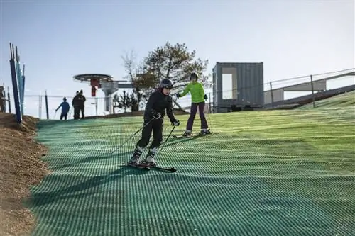 CopenHill будет открыт круглый год как для лыжников, так и для сноубордистов.