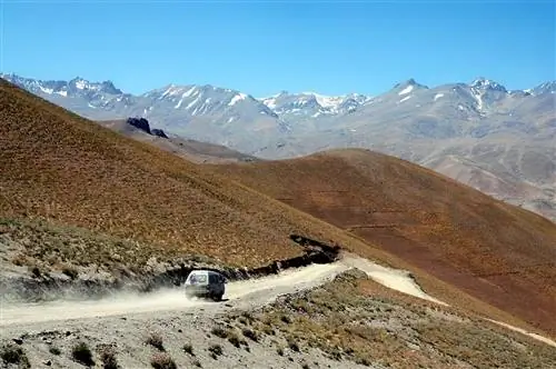 Гости, которые уже путешествовали с компанией Young Pioneer Tours, могут отправиться с ними в путешествие в Афганистан.