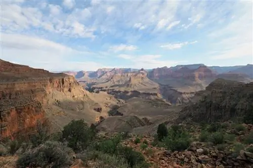 Если вы хотите разбить лагерь на дне Гранд-Каньона, вам сначала нужно получить разрешение.