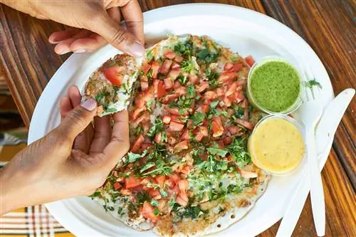 Измените свой обеденный распорядок настоящим южно-индийским блинчиком от DC Dosa.