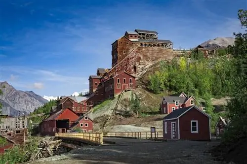 Kennecott находится в районе Врангель-Стрит на Аляске. Национальный парк Элиас, крупнейший национальный парк США.