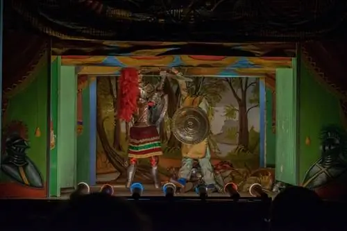 Teatro dei Pupi, также известный как Opera dei Pupi, возник на Сицилии в начале 19 века.