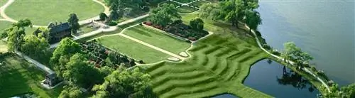 Взгляните на жизнь южной плантации в обширном Миддлтон-плейс.