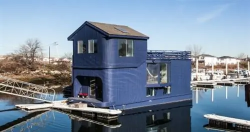 9. Аренда очаровательных плавучих домов