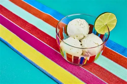 Мороженое с текилой в Lick’s Honest Ice Cream производится из местной текилы Dulce Vida.