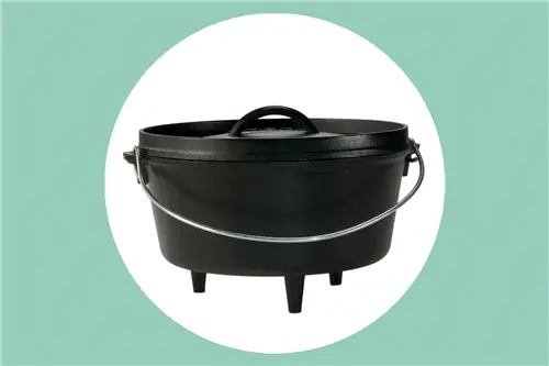 Camp Dutch Oven by Lodge поможет вам творчески подойти к приготовлению походных блюд.