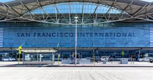 В этих американских и международных аэропортах есть лаборатории для тестирования на COVID-19