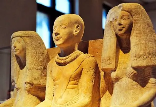 Семейная группа Птахмаев, 1250-1200 гг. до н.э. Египетское искусство. Новый музей. Берлин, Германия