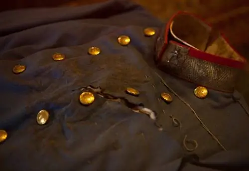 Бейм Аттентат в Sarajewo getragene Uniform des sterreichischen Thronfolgers Franz Ferdinand (Музей Heeresgeschichtliches, Вена)