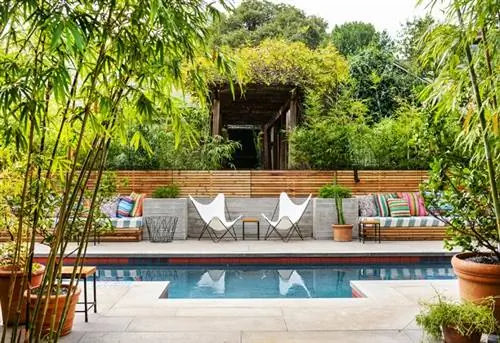 первые настоящие бутик-отели, Остин, штат Техас, отель San José, туристический двор 1930-х годов, придорожный мотель 1950-х годов, минималистская горячая точка середины века, отели Bunkhouse и район Южного Конгресса, хипстер, бар, модные местные жители, SoCo - это Остин. самый жаркий район, во дворе и на парковке выступают местные и гастролирующие группы, лучший кофе в Jo's, дочернее кафе Shiner Bocks, лаундж во дворе.