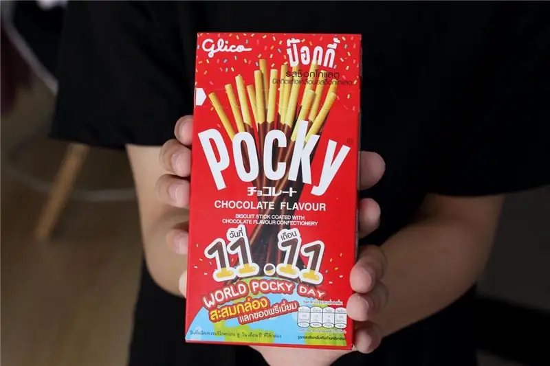 Эта коробка печенья Pocky посвящена 11 ноября или Дню Pocky Эта коробка печенья Pocky посвящена 11 ноября или Дню Pocky