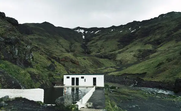 Это может быть самый старый бассейн в Исландии