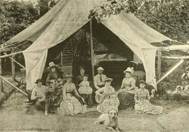Лили Дейл начиналась как летняя палатка для спиритуалистов в 1879 году