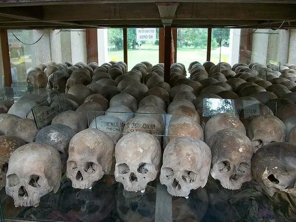 Мемориальная ступа в Пномпене
