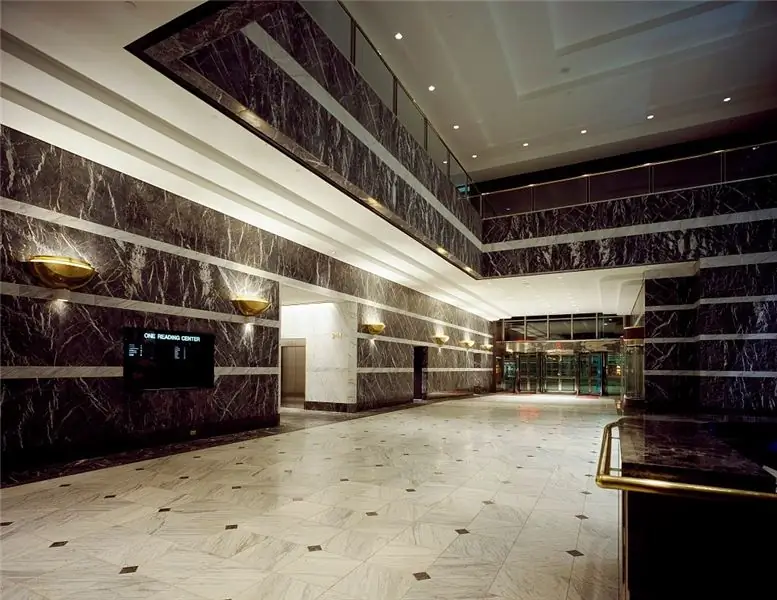 Вестибюль лифта в One Reading Center, 1980 год. К тому времени музыка в лифтах была почти прекращена