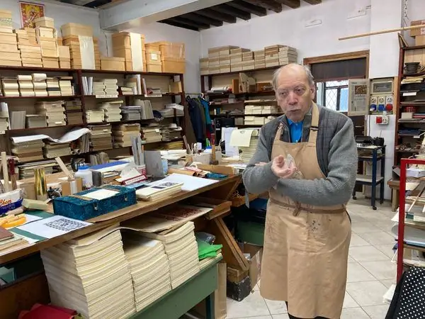 Сохранение вековых традиций венецианского переплетного дела