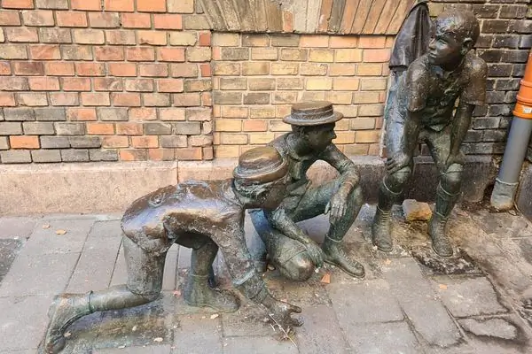 Памятник мальчикам Пола Стрита