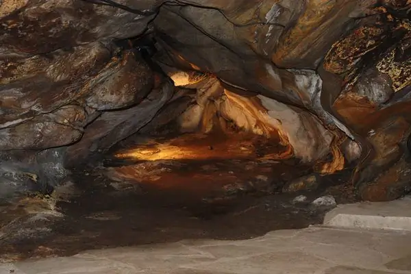 Св. Пещера Филлана
