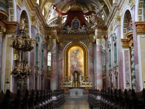 Jesuitenkirche (Церковь иезуитов)