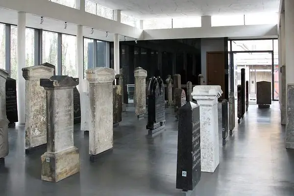 Кладбище Schönhauser Allee